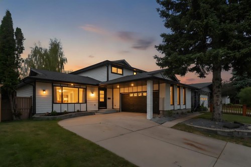 816 Lake Ontario Drive Se, Calgary, AB - Outdoor