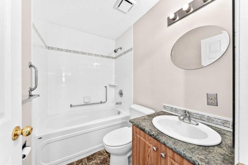128 Erin Woods Drive Se, Calgary, AB - Indoor Photo Showing Bathroom
