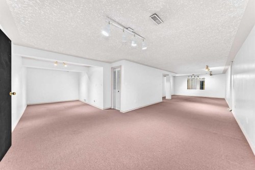 128 Erin Woods Drive Se, Calgary, AB - Indoor Photo Showing Other Room