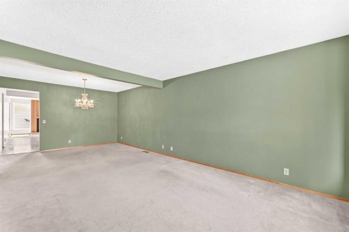128 Erin Woods Drive Se, Calgary, AB - Indoor Photo Showing Other Room