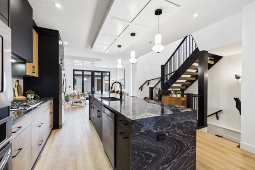 406 33 Avenue Nw, Calgary, AB 