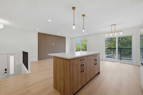 1387 Berkley Drive Nw, Calgary, AB - Indoor