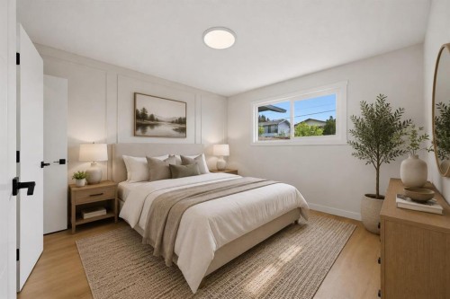 1387 Berkley Drive Nw, Calgary, AB - Indoor Photo Showing Bedroom