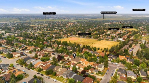 1387 Berkley Drive Nw, Calgary, AB - Outdoor With View
