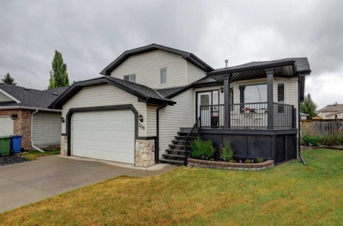 308 West Terrace Place  Cochrane, AB T4C 1S3