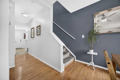 211 Bayside Point Sw, Airdrie, AB - Indoor Photo Showing Other Room