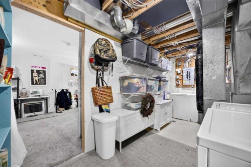 211 Bayside Point Sw, Airdrie, AB - Indoor Photo Showing Basement