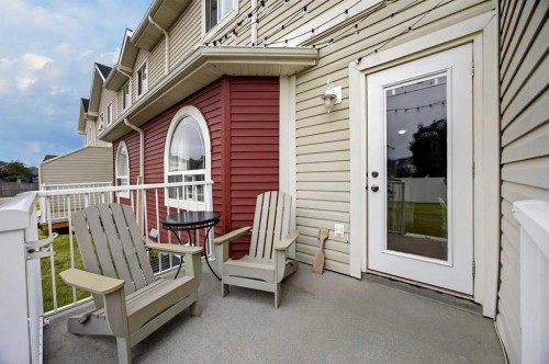 211 Bayside Point Sw, Airdrie, AB - Outdoor With Exterior