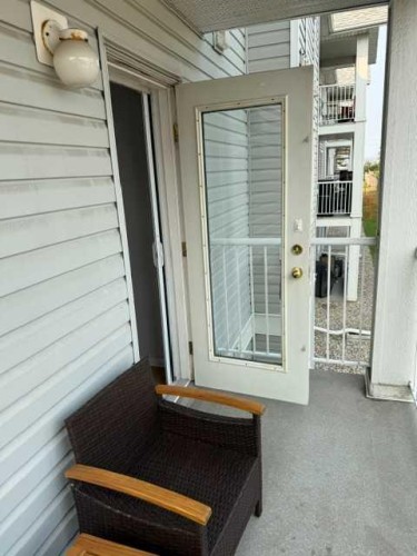 205-3205 Valleyview Park Se, Calgary, AB - Outdoor With Exterior