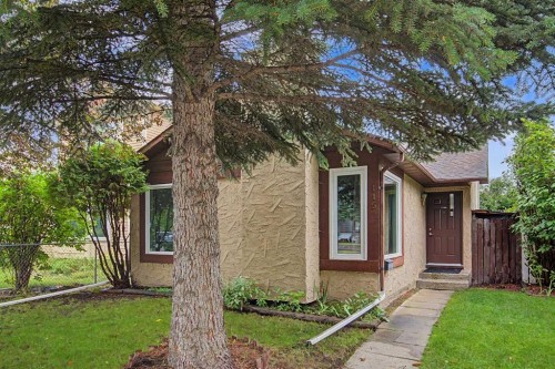 115 Mckenna Crescent Se, Calgary, AB - Outdoor