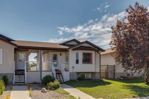 1916B 29 Avenue, Nanton, AB - Outdoor With Facade