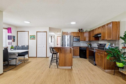 1916B 29 Avenue, Nanton, AB - Indoor Photo Showing Kitchen