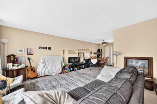 1117 8 Street Se, Calgary, AB - Indoor Photo Showing Bedroom