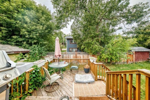 1117 8 Street Se, Calgary, AB - Outdoor