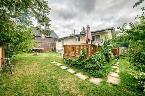 1117 8 Street Se, Calgary, AB - Outdoor