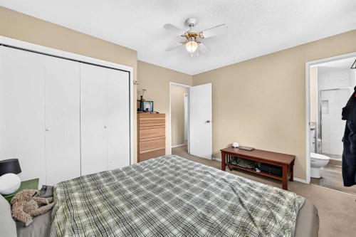 1117 8 Street Se, Calgary, AB - Indoor Photo Showing Bedroom