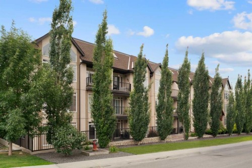 208-141 Mountain Street  Cochrane, AB T4C 1Z5