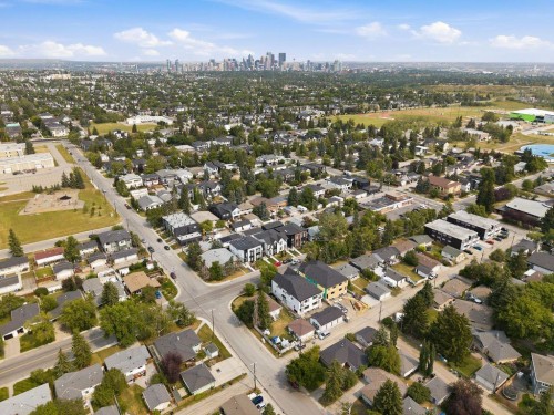 5604 21 Street Sw, Calgary, AB - Outdoor With View