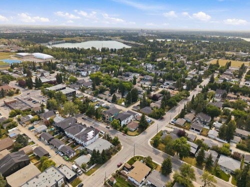 5604 21 Street Sw, Calgary, AB - Outdoor With View