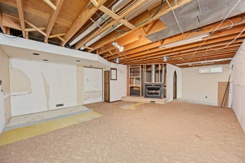 239 Lynnover Place Se, Calgary, AB - Indoor Photo Showing Basement