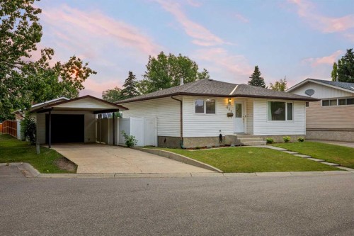 239 Lynnover Place Se, Calgary, AB - Outdoor