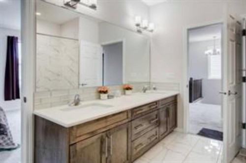 64 Cityside Common Ne, Calgary, AB - Indoor Photo Showing Bathroom