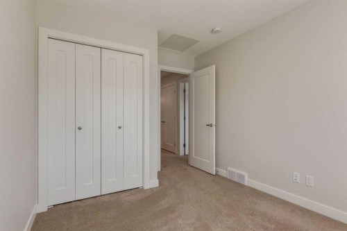 31 Tuscany Summit Square Nw, Calgary, AB - Indoor Photo Showing Other Room