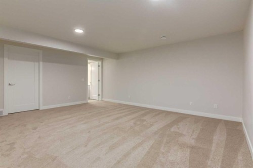 31 Tuscany Summit Square Nw, Calgary, AB - Indoor Photo Showing Other Room