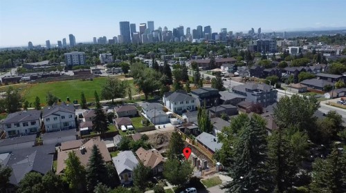 421 19 Avenue Ne, Calgary, AB - Outdoor With View