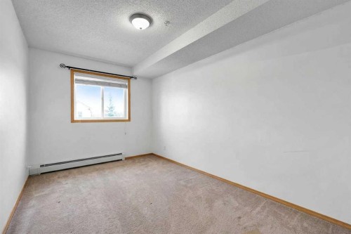 218-92 Saddletree Court Ne, Calgary, AB - Indoor Photo Showing Bathroom