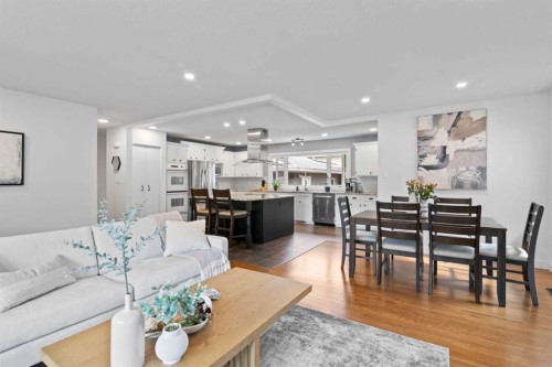 20 Mapleburn Drive Se, Calgary, AB - Indoor Photo Showing Other Room