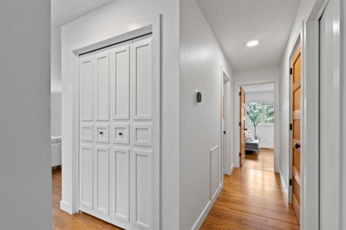20 Mapleburn Drive Se, Calgary, AB - Indoor Photo Showing Other Room