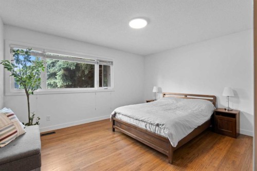 20 Mapleburn Drive Se, Calgary, AB - Indoor Photo Showing Bedroom