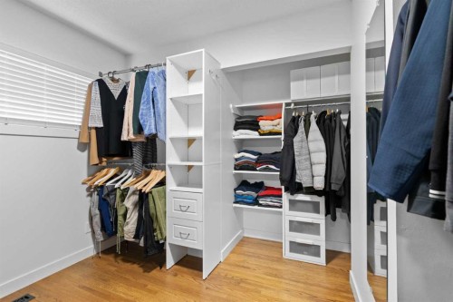 20 Mapleburn Drive Se, Calgary, AB - Indoor With Storage