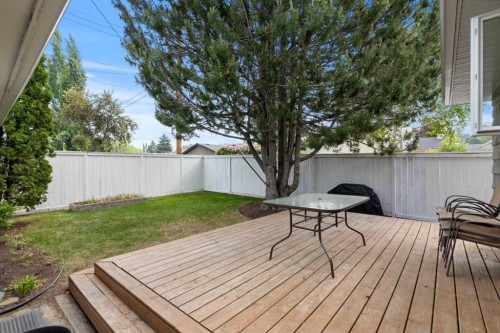 20 Mapleburn Drive Se, Calgary, AB - Outdoor With Deck Patio Veranda