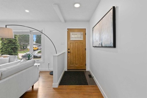 20 Mapleburn Drive Se, Calgary, AB - Indoor Photo Showing Other Room