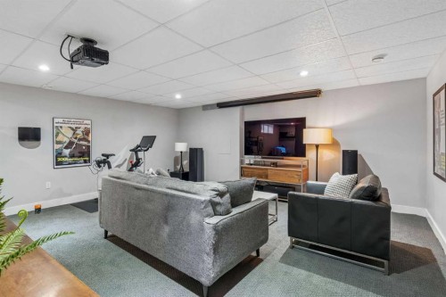 2-441 20 Avenue Ne, Calgary, AB - Indoor