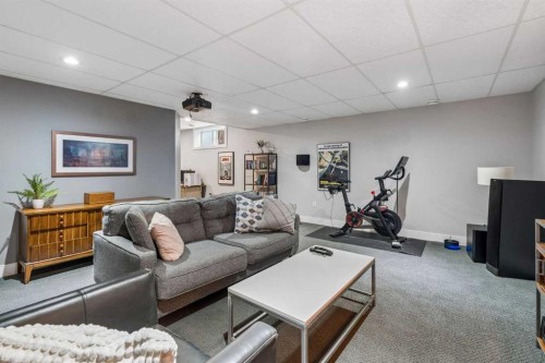 2-441 20 Avenue Ne, Calgary, AB - Indoor
