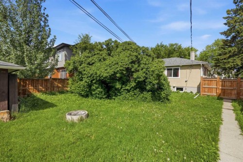 3711 Centre B Street Nw, Calgary, AB - Outdoor