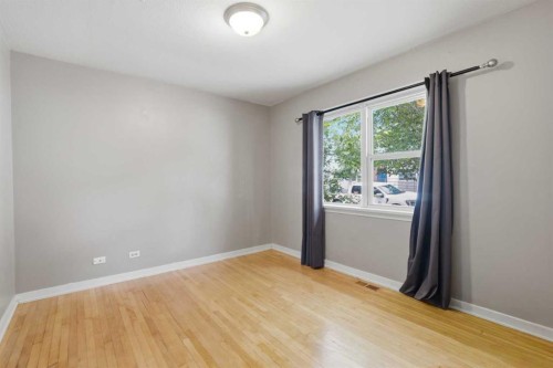 3711 Centre B Street Nw, Calgary, AB - Indoor Photo Showing Other Room