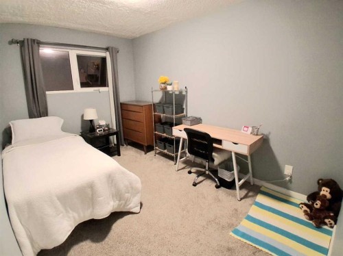2078 7 Avenue North, Lethbridge, AB - Indoor