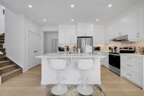 89 Amblehurst Gardens Nw, Calgary, AB - Indoor Photo Showing Kitchen With Upgraded Kitchen