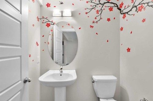 89 Pantego Lane Nw, Calgary, AB - Indoor Photo Showing Bathroom