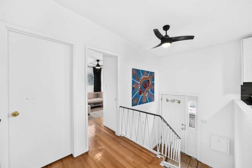 71 Dalton Bay Nw, Calgary, AB - Indoor Photo Showing Other Room