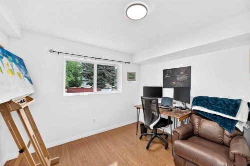 71 Dalton Bay Nw, Calgary, AB - Indoor Photo Showing Other Room
