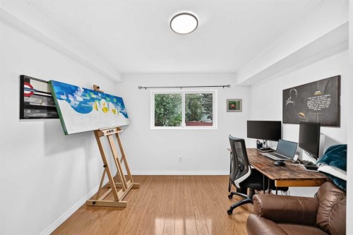 71 Dalton Bay Nw, Calgary, AB - Indoor Photo Showing Office