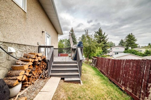 71 Dalton Bay Nw, Calgary, AB - Outdoor With Deck Patio Veranda