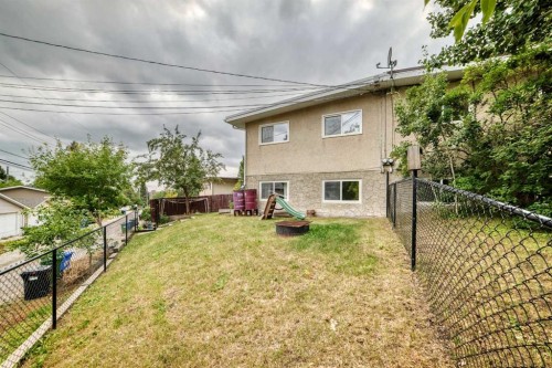 71 Dalton Bay Nw, Calgary, AB - Outdoor