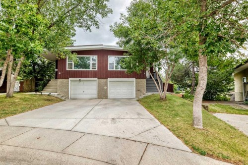 71 Dalton Bay Nw, Calgary, AB - Outdoor