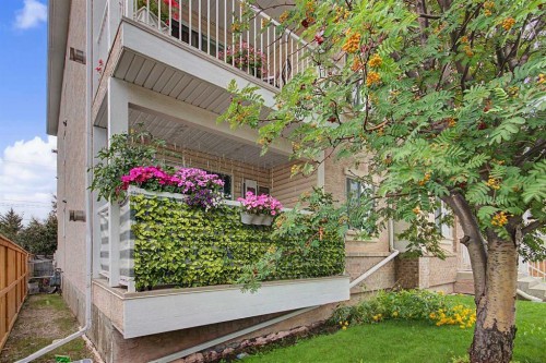 101-7724 Bowness Road Nw, Calgary, AB - Outdoor